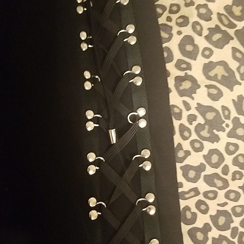 Cache Skirt - Picture 2 of 5